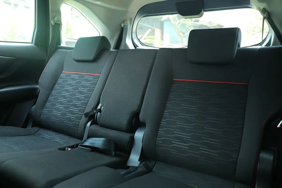 Interior Image 4